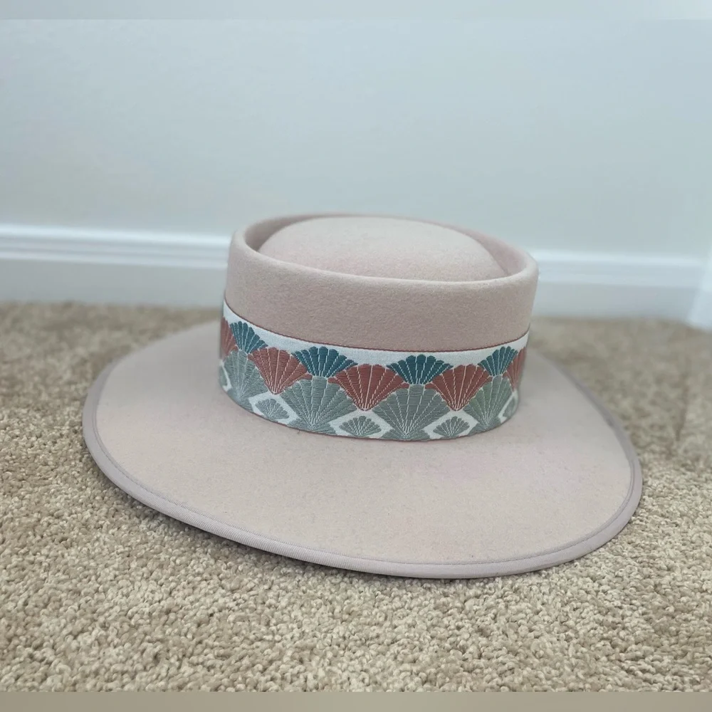 Olivia & Pique Jelena Blush Shell Design Brimmed‎ Hat